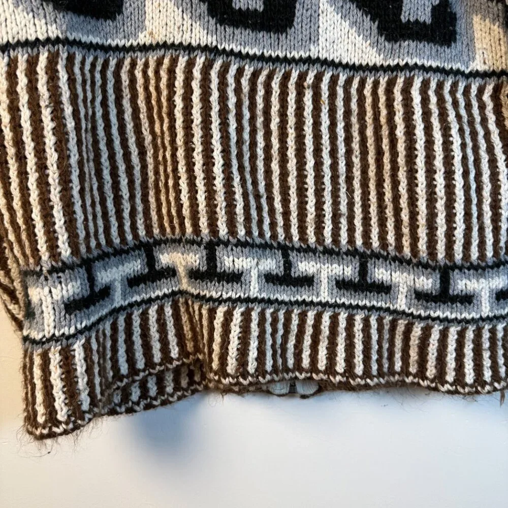 BDG Full Zip Hooded Sweater Unisex Medium Brown Geometric Chunky Knit Cardigan‎
